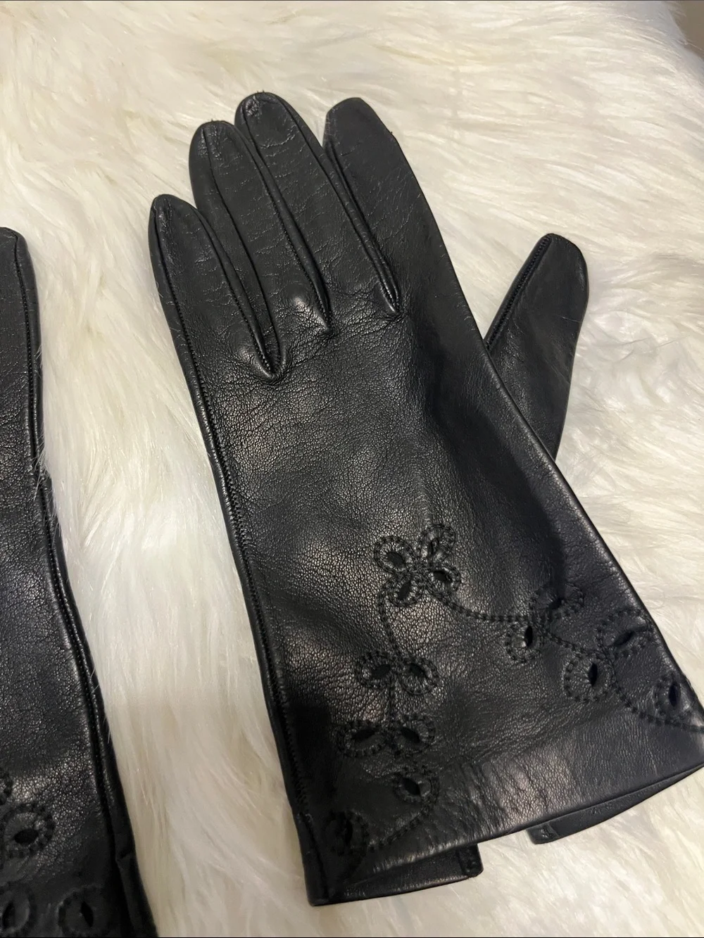 Classic Black Leather Gloves with Subtle Embroidery